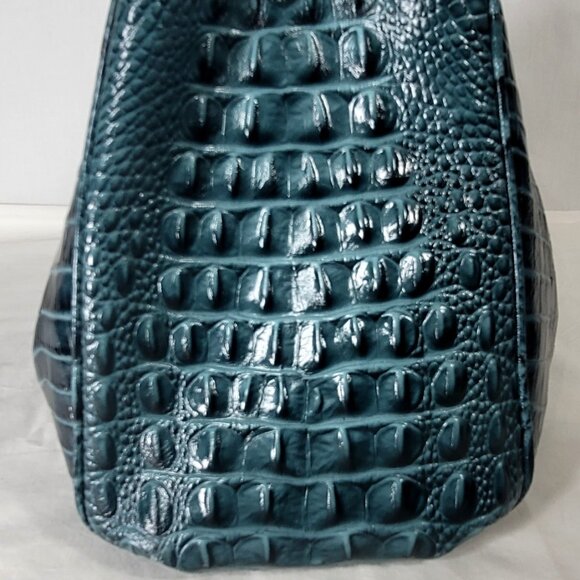 2 pc. BRAHMIN IVY GREEN ELISA LEATHER SHOULDER BAG/PURSE-CHECKBOOK WALLET SET - Picture 5 of 14